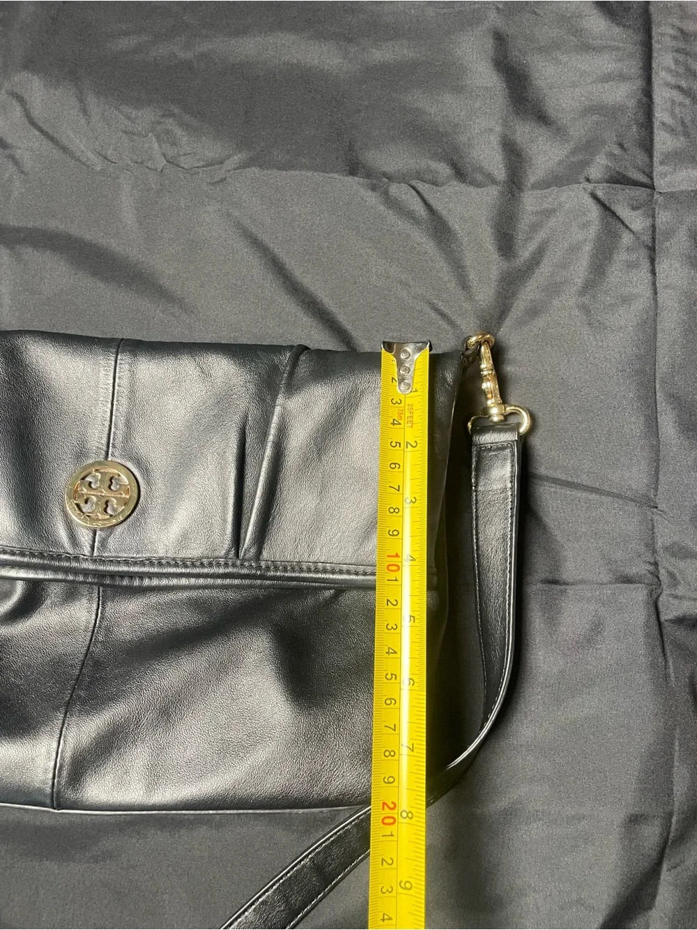 Tory Burch Black Pebbled Leather Foldover Crossbody Convertible Bag Excellent
